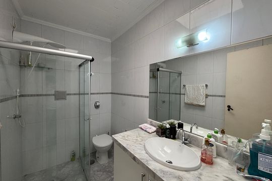 Banheiro  de casa para alugar com 2 quartos, 162m² em Sumarezinho, São Paulo