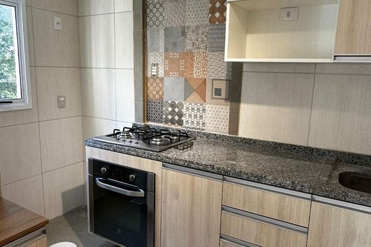 Cozinha de apartamento para alugar com 3 quartos, 72m² em Cavalhada, Porto Alegre