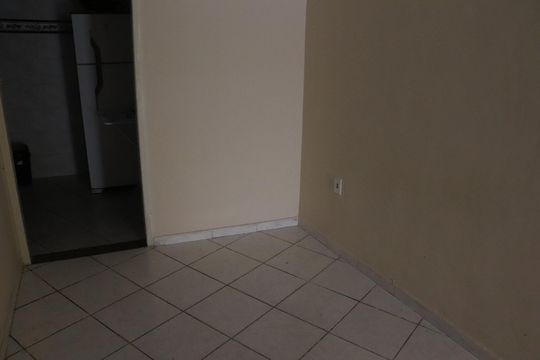 Sala de casa para alugar com 2 quartos, 98m² em Centro, Campos dos Goytacazes