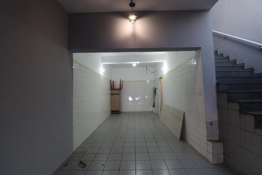 Garagem de casa à venda com 2 quartos, 225m² em Vila Maria Alta, São Paulo