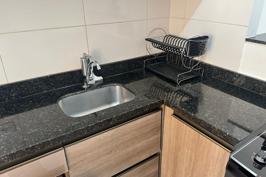 Detalhe da cozinha de apartamento para alugar com 2 quartos, 60m² em Jardim Araruama, Cotia