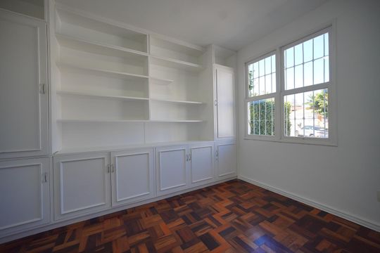 Casa para alugar com 4 quartos, 257m² em Agronômica, Florianópolis