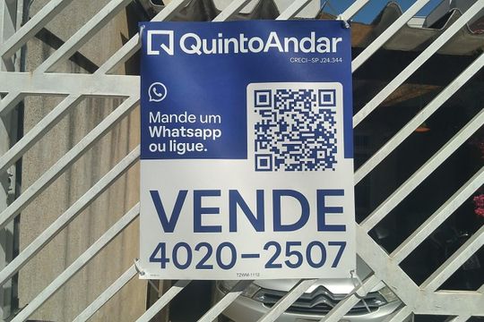 Fachada de casa à venda com 3 quartos, 184m² em Parada Inglesa, São Paulo