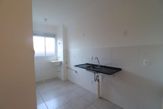 Cozinha  de apartamento para alugar com 2 quartos, 43m² em Via Norte, Ribeirão Preto