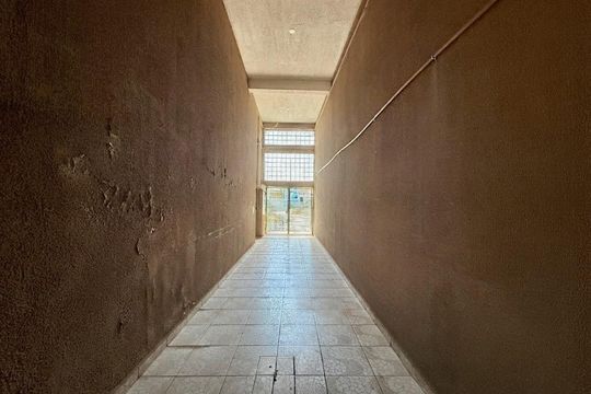Garagem  de casa para alugar com 3 quartos, 180m² em Jardim Miriam, São Paulo