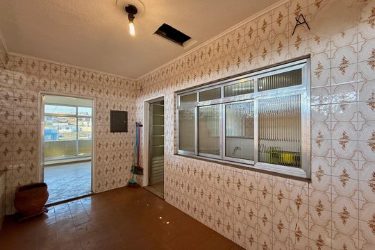 Área de Serviço de casa para alugar com 3 quartos, 180m² em Jardim Miriam, São Paulo