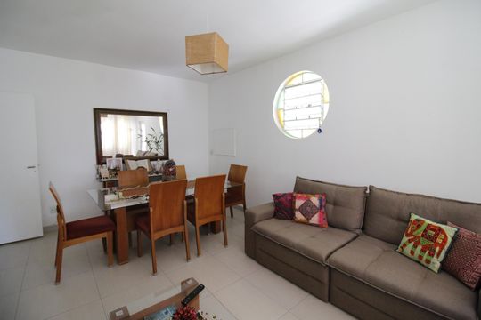 Sala de casa à venda com 3 quartos, 224m² em Pechincha, Rio de Janeiro