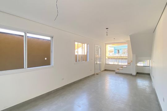 Sala de casa à venda com 3 quartos, 220m² em Bela Vista, Osasco