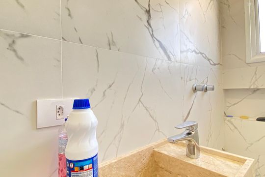 Banheiro 3 de casa à venda com 3 quartos, 220m² em Bela Vista, Osasco
