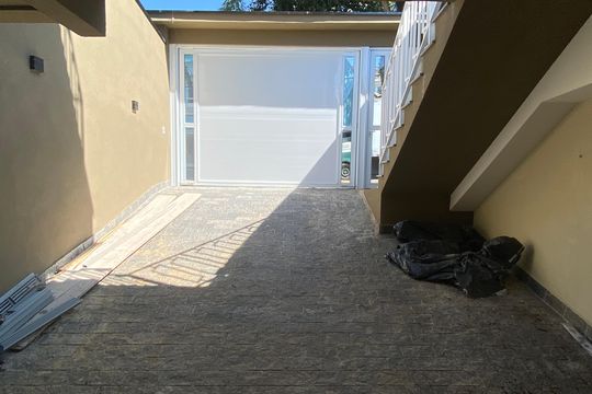 Garagem de casa à venda com 3 quartos, 220m² em Bela Vista, Osasco
