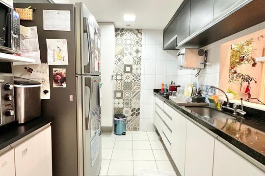 Cozinha de apartamento à venda com 2 quartos, 95m² em Boa Viagem, Niterói