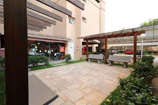 Área Comum - Mercadinho 24h de apartamento à venda com 2 quartos, 51m² em Parque Erasmo Assunção, Santo André