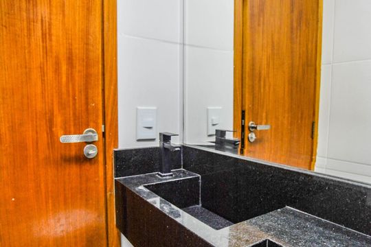 Banheiro de apartamento para alugar com 2 quartos, 58m² em Vila Alzira, Santo André