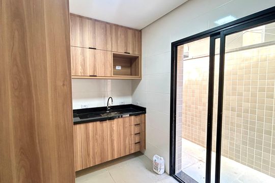 Cozinha de apartamento para alugar com 1 quarto, 37m² em Jardim Ottawa, Guarulhos