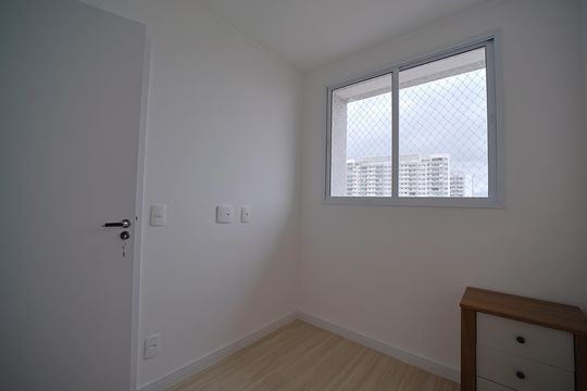 Quarto 1 de apartamento para alugar com 2 quartos, 42m² em Vila Guilhermina, São Paulo