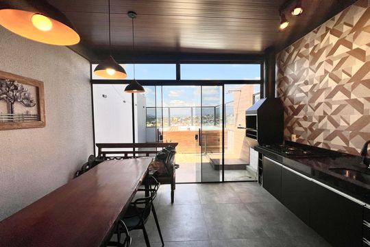 Casa à venda com 3 quartos, 180m² em A Definir Em Campo, Contagem
