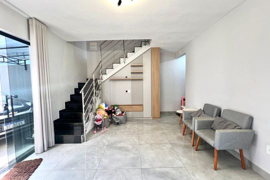 Sala de casa à venda com 3 quartos, 180m² em A Definir Em Campo, Contagem