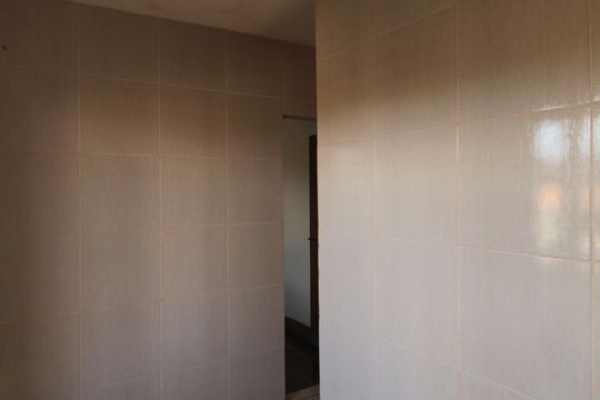 Cozinha de casa de condomínio para alugar com 2 quartos, 60m² em Mantiqueira, Belo Horizonte