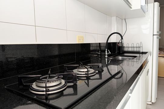 Cozinha de kitnet/studio para alugar com 1 quarto, 28m² em José Menino, Santos