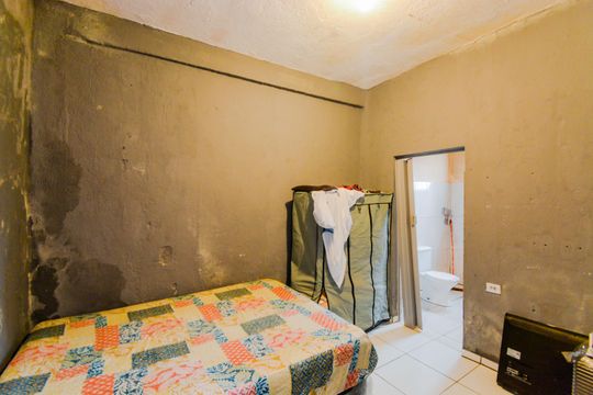 Suíte de casa à venda com 1 quarto, 189m² em Jardim Leblon, Guarulhos