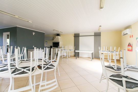Área comum - Salão de festas de apartamento para alugar com 2 quartos, 45m² em Jardim Betânia, Cachoeirinha