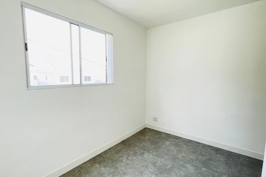 Quarto de casa de condomínio para alugar com 2 quartos, 50m² em Parque das Lajes, Cotia