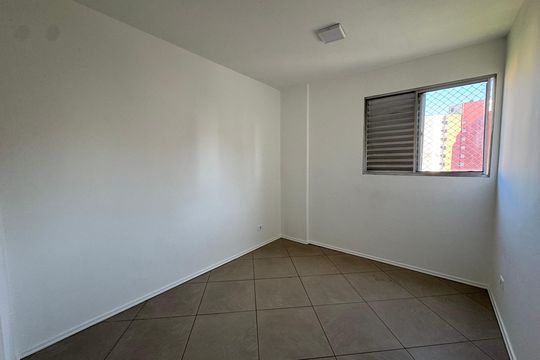 Quarto 1 de apartamento para alugar com 2 quartos, 55m² em Bandeiras, Osasco
