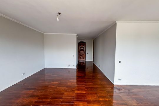 Apartamento para alugar com 3 quartos, 123m² em Sumarezinho, São Paulo