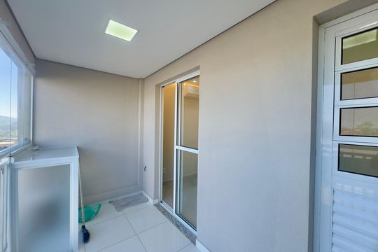 Varanda de apartamento para alugar com 2 quartos, 60m² em Vila Nova Bonsucesso, Guarulhos