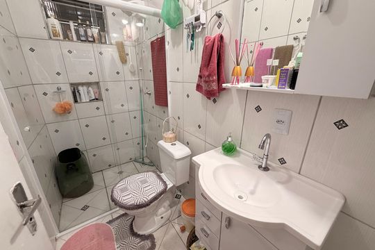 Banheiro Social de casa à venda com 2 quartos, 125m² em Parque Residencial Almerinda Chaves, Jundiaí
