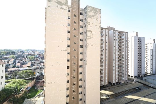 Vista da sala  de apartamento à venda com 2 quartos, 51m² em Parque Erasmo Assunção, Santo André