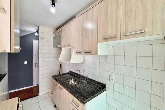 Cozinha de apartamento para alugar com 2 quartos, 48m² em Jardim Sao Miguel, Ferraz de Vasconcelos