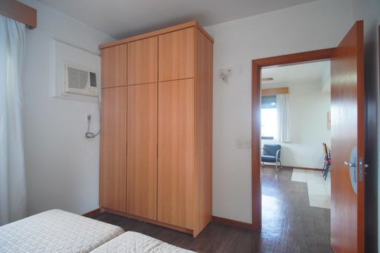 Quarto de apartamento para alugar com 1 quarto, 40m² em Centro, Novo Hamburgo