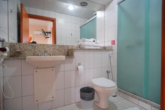 Banheiro de apartamento para alugar com 1 quarto, 40m² em Centro, Novo Hamburgo