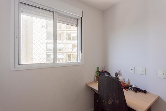 Quarto 2 de apartamento para alugar com 2 quartos, 34m² em Socorro, São Paulo