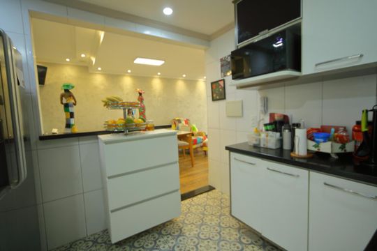 Cozinha  de casa de condomínio à venda com 4 quartos, 115m² em Taboão, São Bernardo do Campo