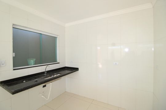 Cozinha de casa de condomínio para alugar com 2 quartos, 80m² em Itaquera, São Paulo