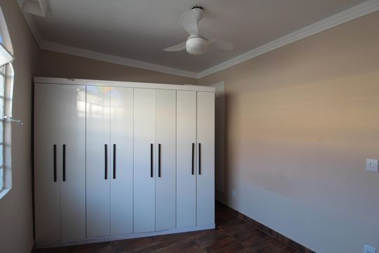 Quarto 1 de casa de condomínio para alugar com 2 quartos, 57m² em Santa Rosa, Belo Horizonte