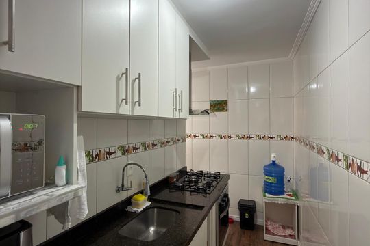 Cozinha  de apartamento à venda com 2 quartos, 47m² em Baeta Neves, São Bernardo do Campo