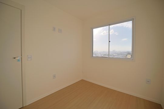 Quarto 1 de apartamento para alugar com 1 quarto, 2m² em Vila Granada, São Paulo