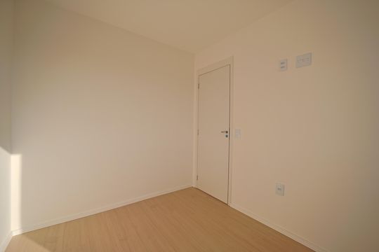 Quarto 1 de apartamento para alugar com 1 quarto, 2m² em Vila Granada, São Paulo