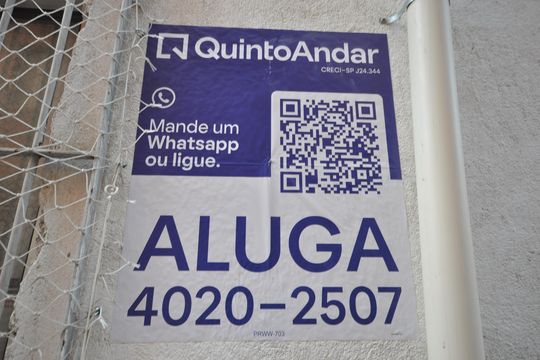 Placa de casa para alugar com 1 quarto, 37m² em Jardim Flor de Maio, São Paulo