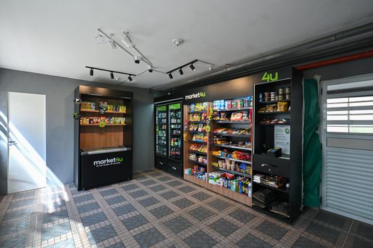 Mercadinho de apartamento à venda com 2 quartos, 57m² em Panamby, São Paulo