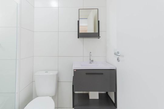Banheiro de apartamento à venda com 2 quartos, 42m² em Imperial de São Cristóvão, Rio de Janeiro