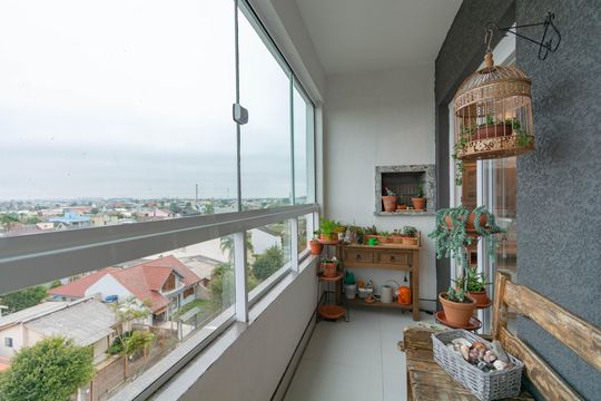 Apartamento à venda com 1 quarto, 75m² em Niterói, Canoas