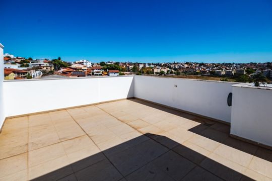 Cobertura de apartamento para alugar com 2 quartos, 100m² em Santa Monica, Belo Horizonte