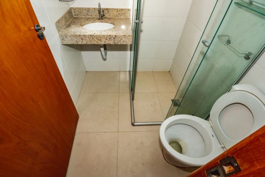 Banheiro Social de apartamento para alugar com 2 quartos, 100m² em Santa Monica, Belo Horizonte