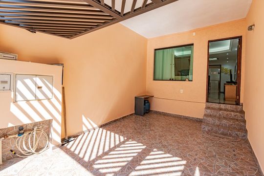 Garagem de casa para alugar com 3 quartos, 140m² em Jardim Santa Cruz (sacoma), São Paulo