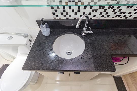 Detalhe Banheiro - Suíte de casa para alugar com 2 quartos, 100m² em Vila Regente Feijó, São Paulo