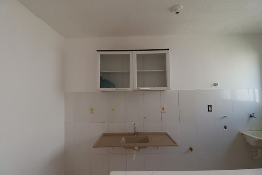 Cozinha  de apartamento para alugar com 2 quartos, 48m² em Parque Sao Sebastiao, Ribeirão Preto